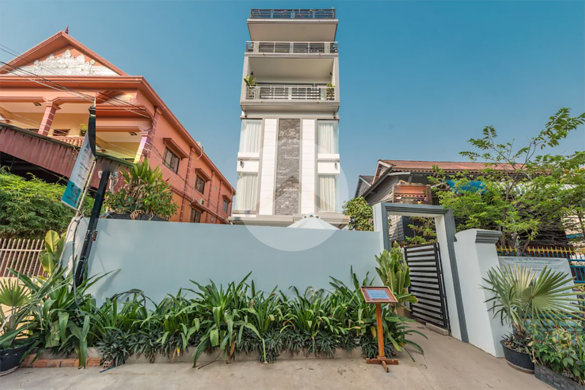 11 Bedroom Boutique Hotel For Sale Night Market Area, Siem Reap IPS Commercial