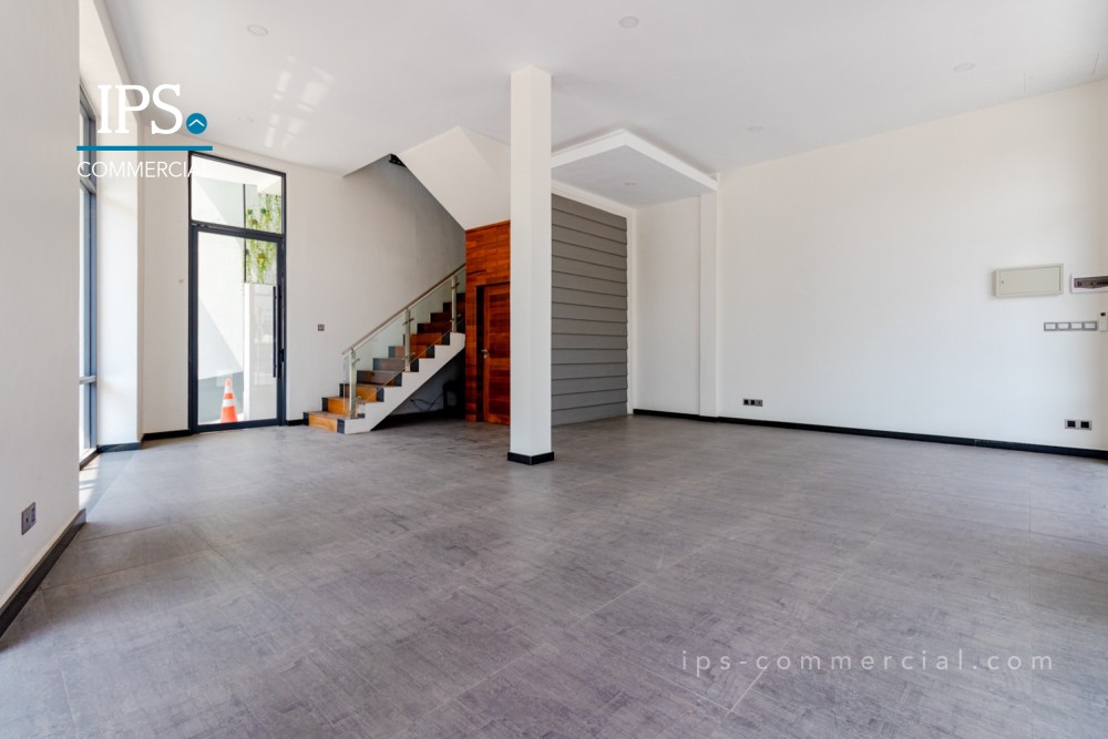 117 Sqm Retail Space For Rent – Svay Dangkum, Siem Reap