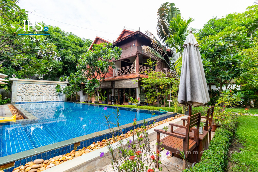 8 Bedroom Vacation Rental Villas For Rent – Sala Kamreuk, Siem Reap